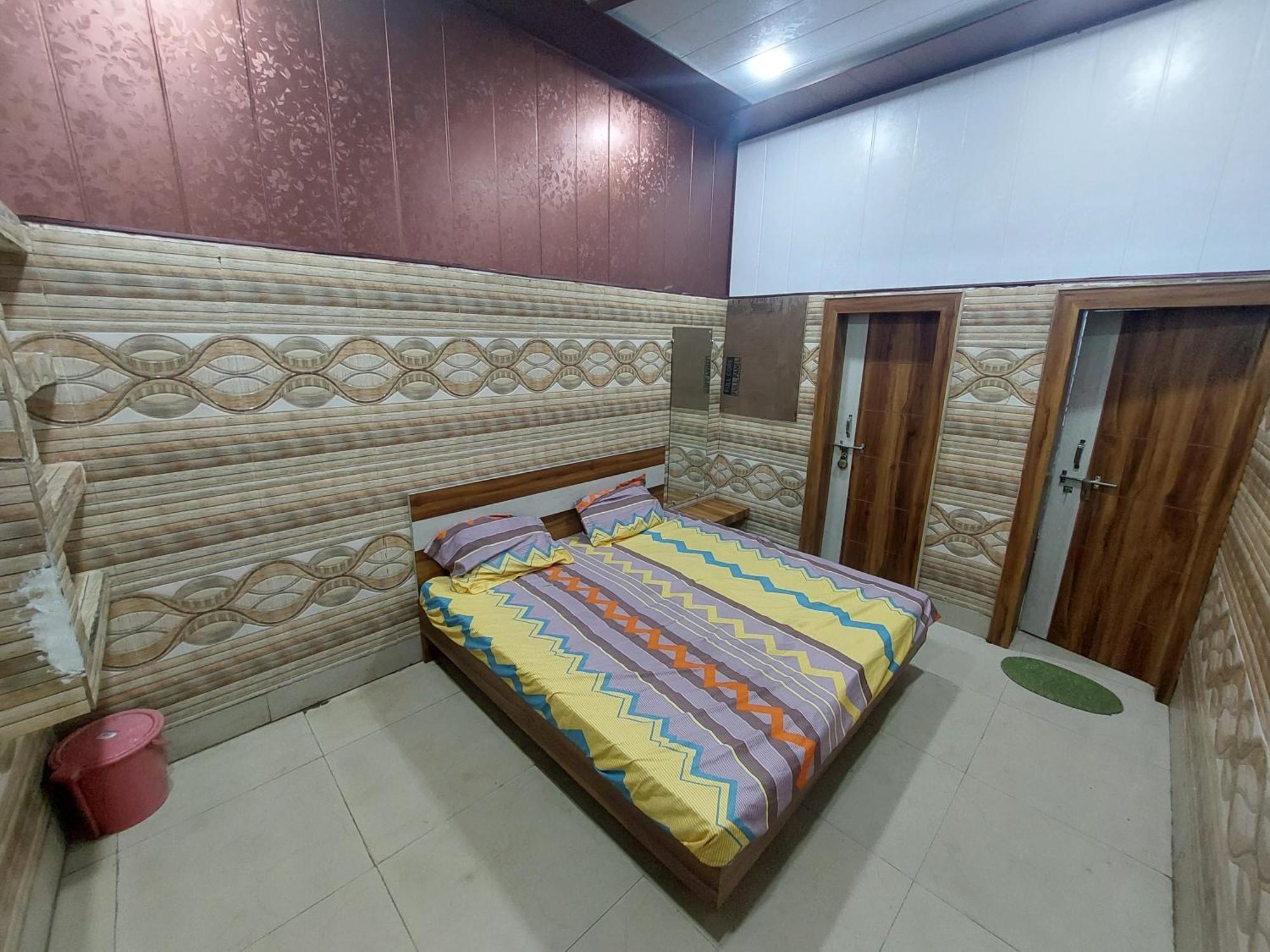 Kanti Devi Seva Sadan Matura Exterior foto